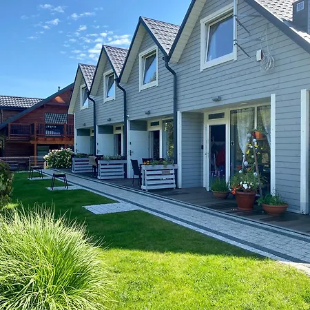 U Wikinga - Letniskowe W Mielnie Дом отдыха